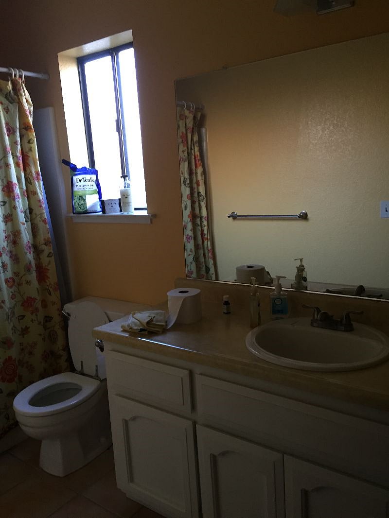 Furnished Finder property 490538_1 photo 2