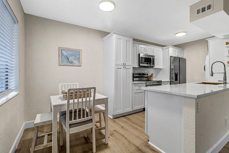 Furnished Finder property 490586_1 photo 11
