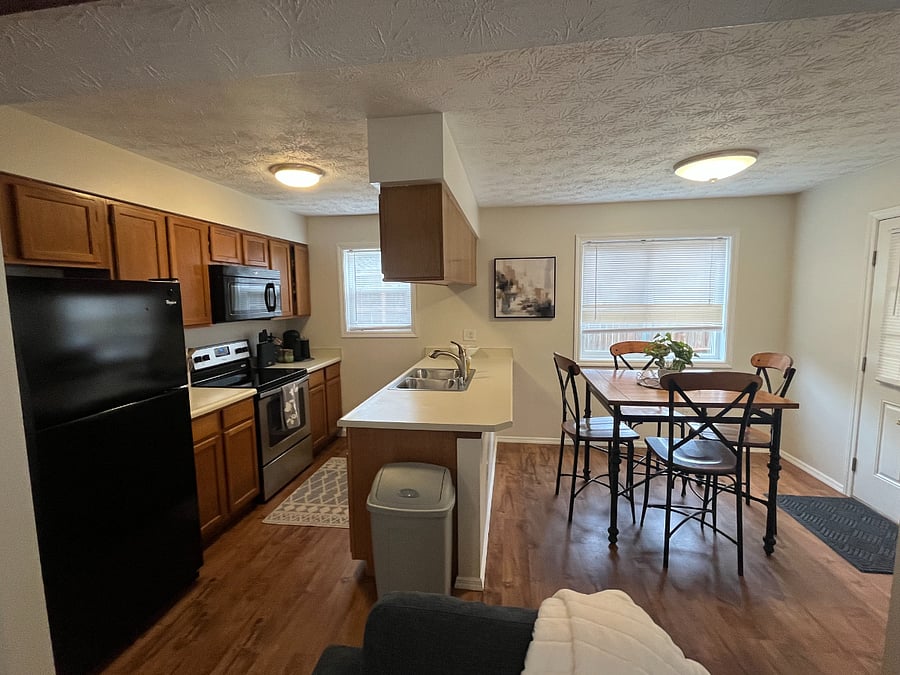 Furnished Finder property 490633_2 photo 3