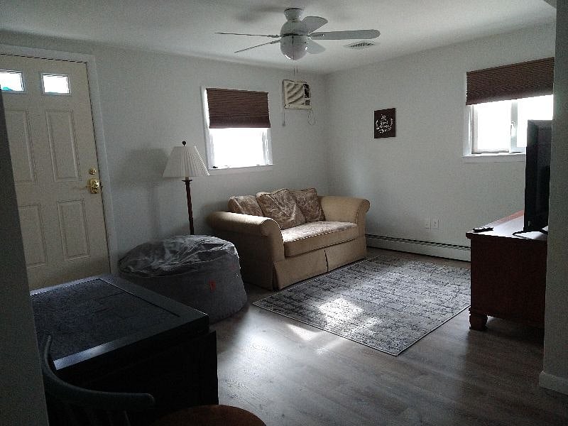 Furnished Finder property 490680_1 photo 3