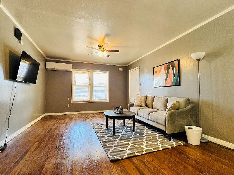 Furnished Finder property 490694_1 photo 3