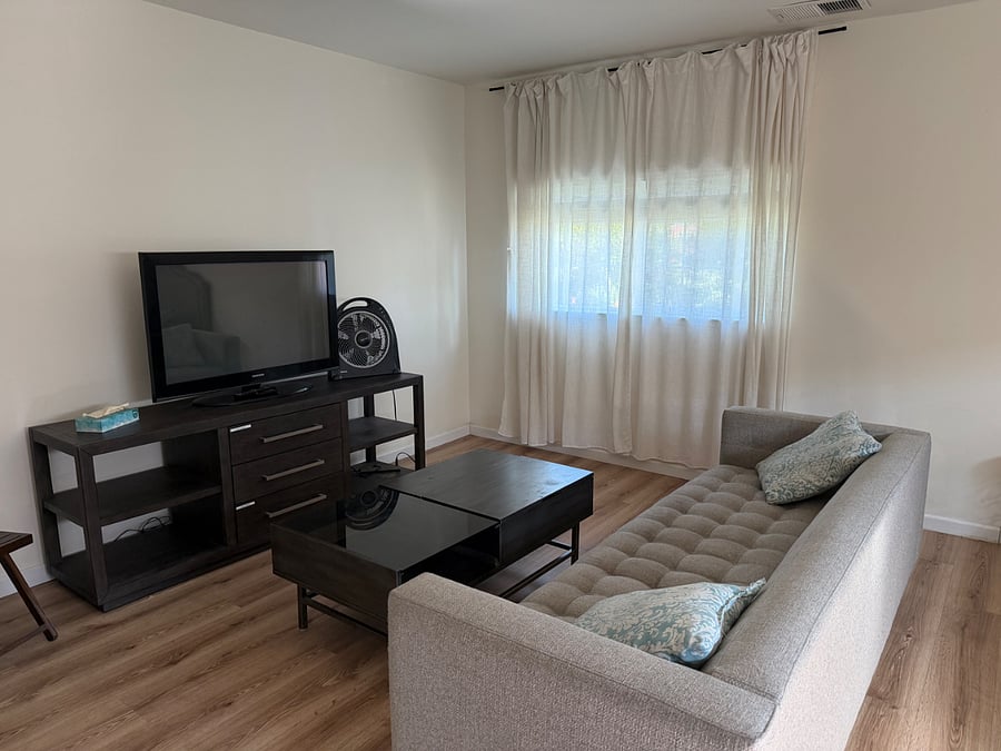 Furnished Finder property 490695_1 photo 9