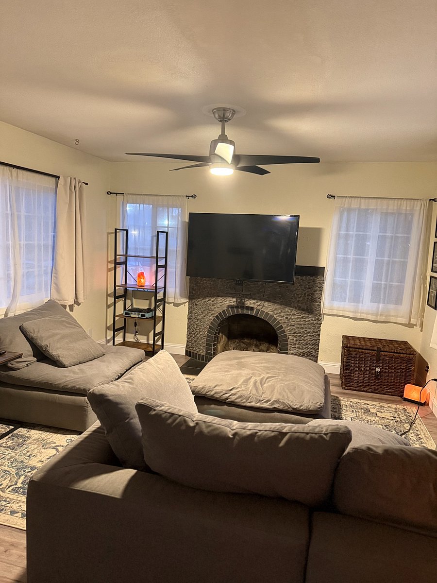 Furnished Finder property 490719_2 photo 3