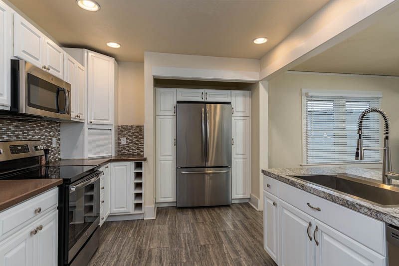 Furnished Finder property 490721_1 photo 17