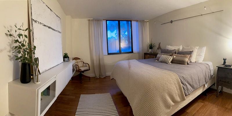 Bedroom 2 with king bed