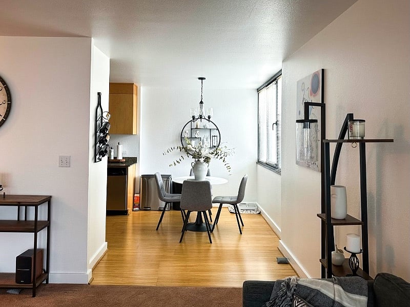 Furnished Finder property 490811_1 photo 7