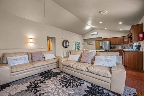 Furnished Finder property 490832_1 photo 5