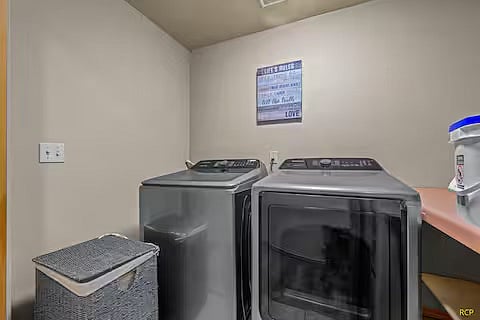 Furnished Finder property 490832_1 photo 31