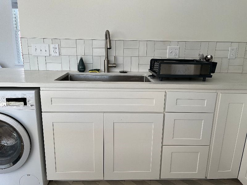 Furnished Finder property 490867_1 photo 3