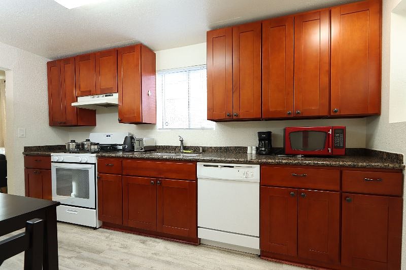 Furnished Finder property 490930_1 photo 4
