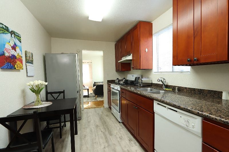 Furnished Finder property 490930_1 photo 5