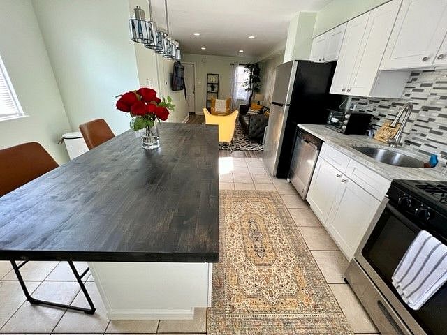 Furnished Finder property 490947_1 photo 3