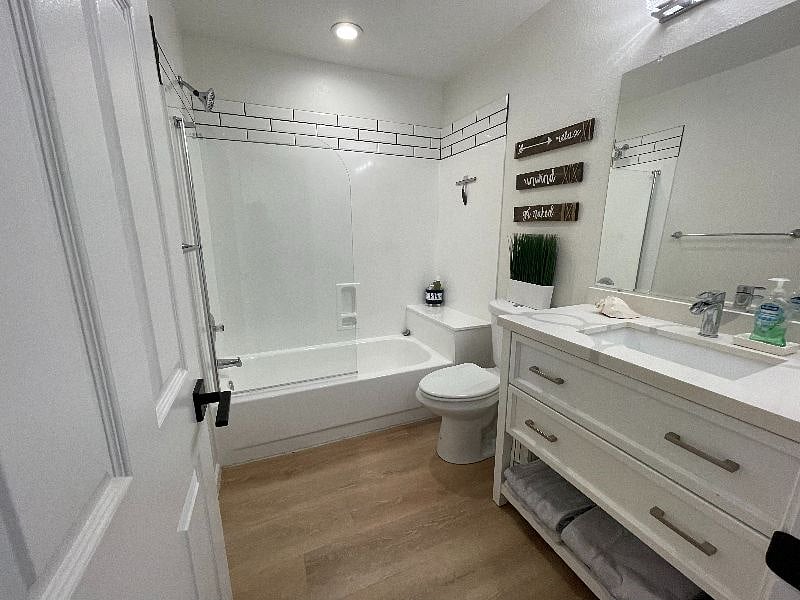 Furnished Finder property 490952_1 photo 11