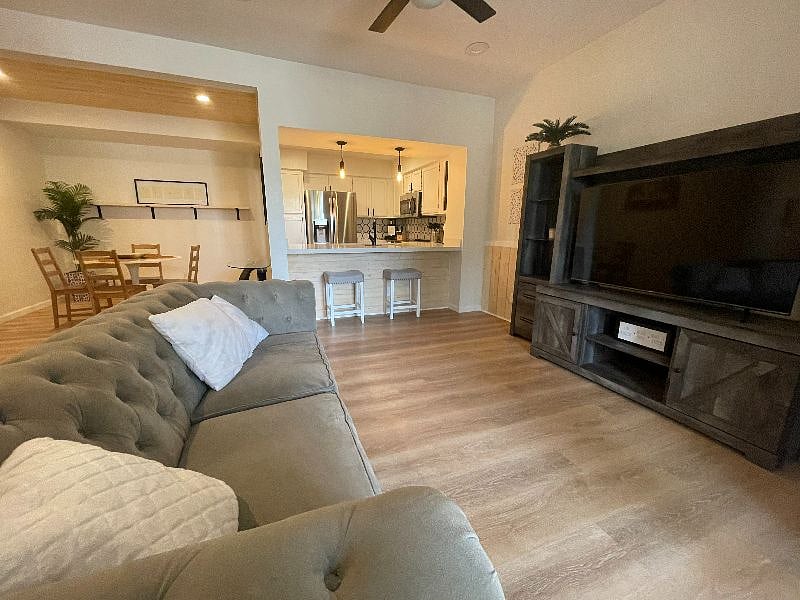 Furnished Finder property 490952_1 photo 4