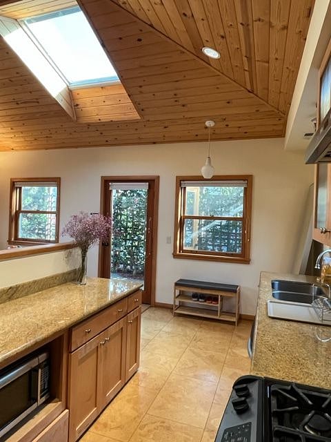 Furnished Finder property 491002_1 photo 15