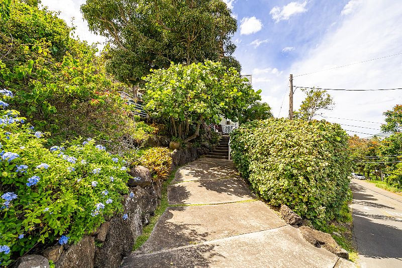 Your own private driveway. 