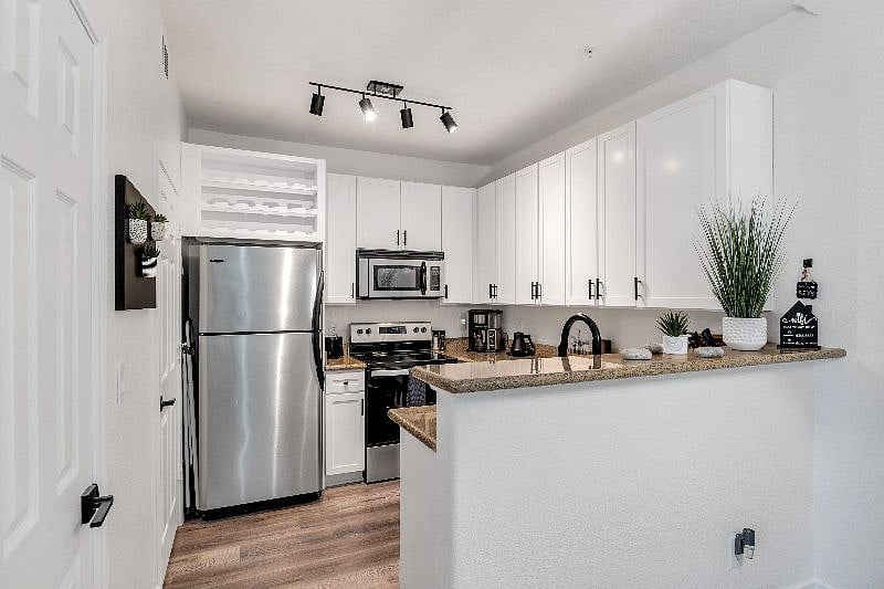 Furnished Finder property 491045_1 photo 9