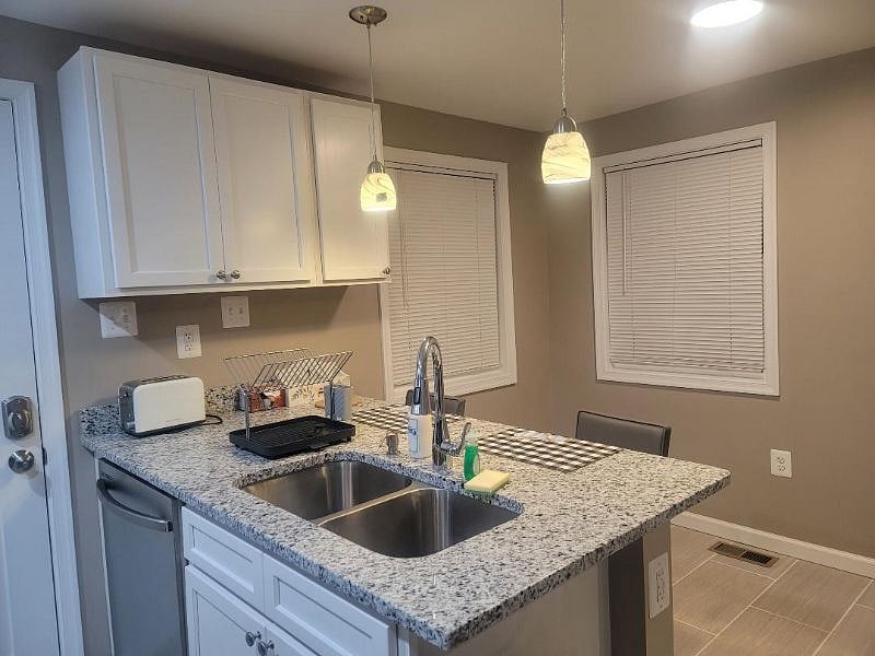 Furnished Finder property 491085_1 photo 3
