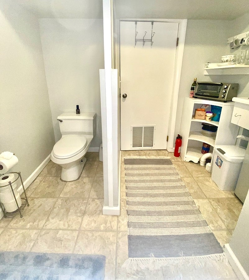 See extended wall. Please note layout. If you decide to book, you are accepting layout as is.