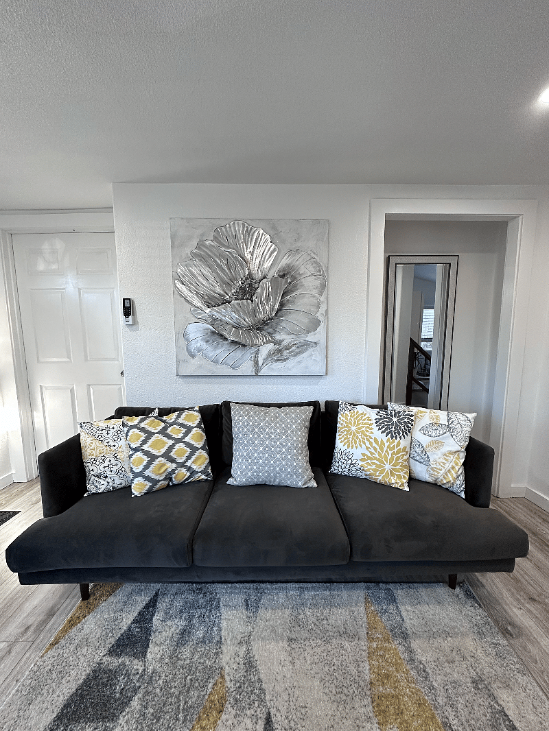 Comfortable Living Room