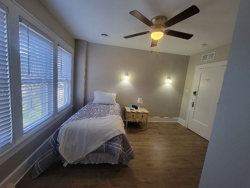 Furnished Finder property 491335_4 photo 3