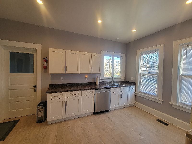 Furnished Finder property 491335_5 photo 14