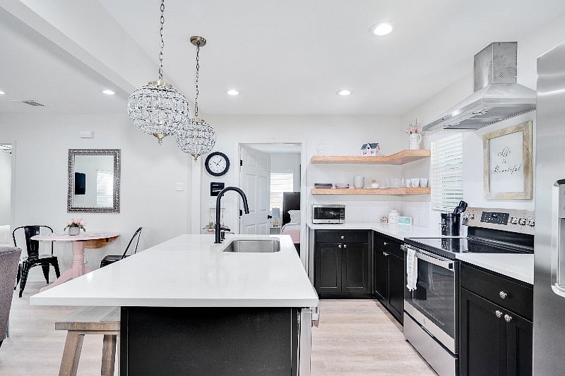 Fully Stocked Kitchen