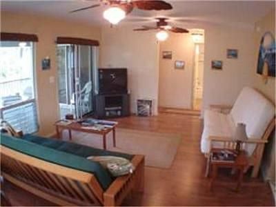 2 Queen beds for additional guests.