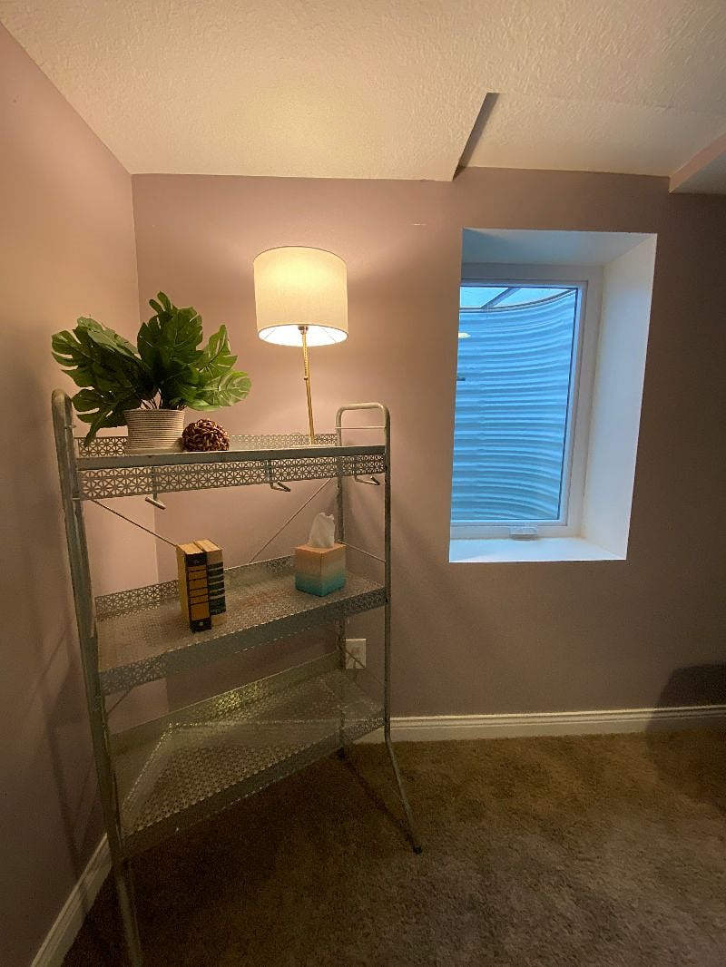 Basement bedroom egress window