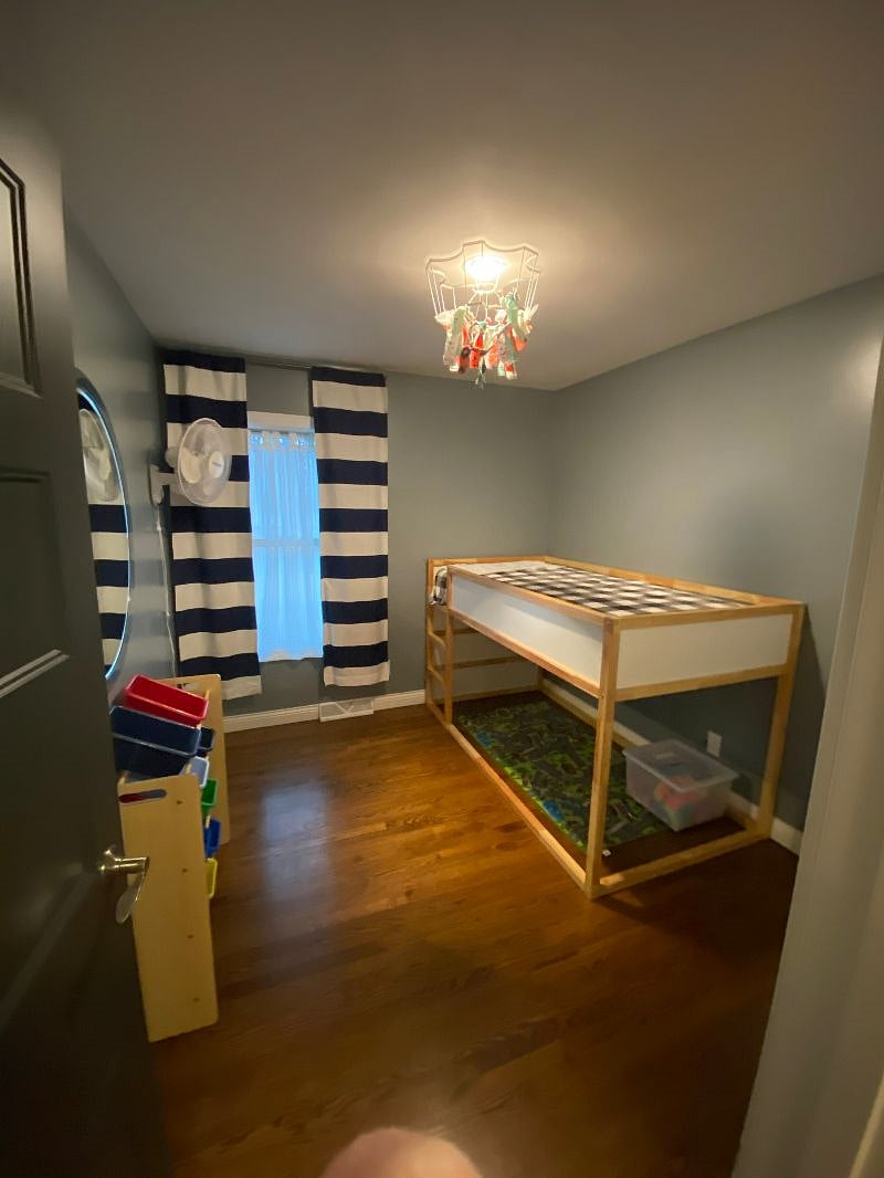 Bedroom 3 ( twin bed, IKEA bed can be flipped to have on the bottom)