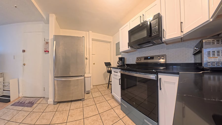 Furnished Finder property 492030_1 photo 3