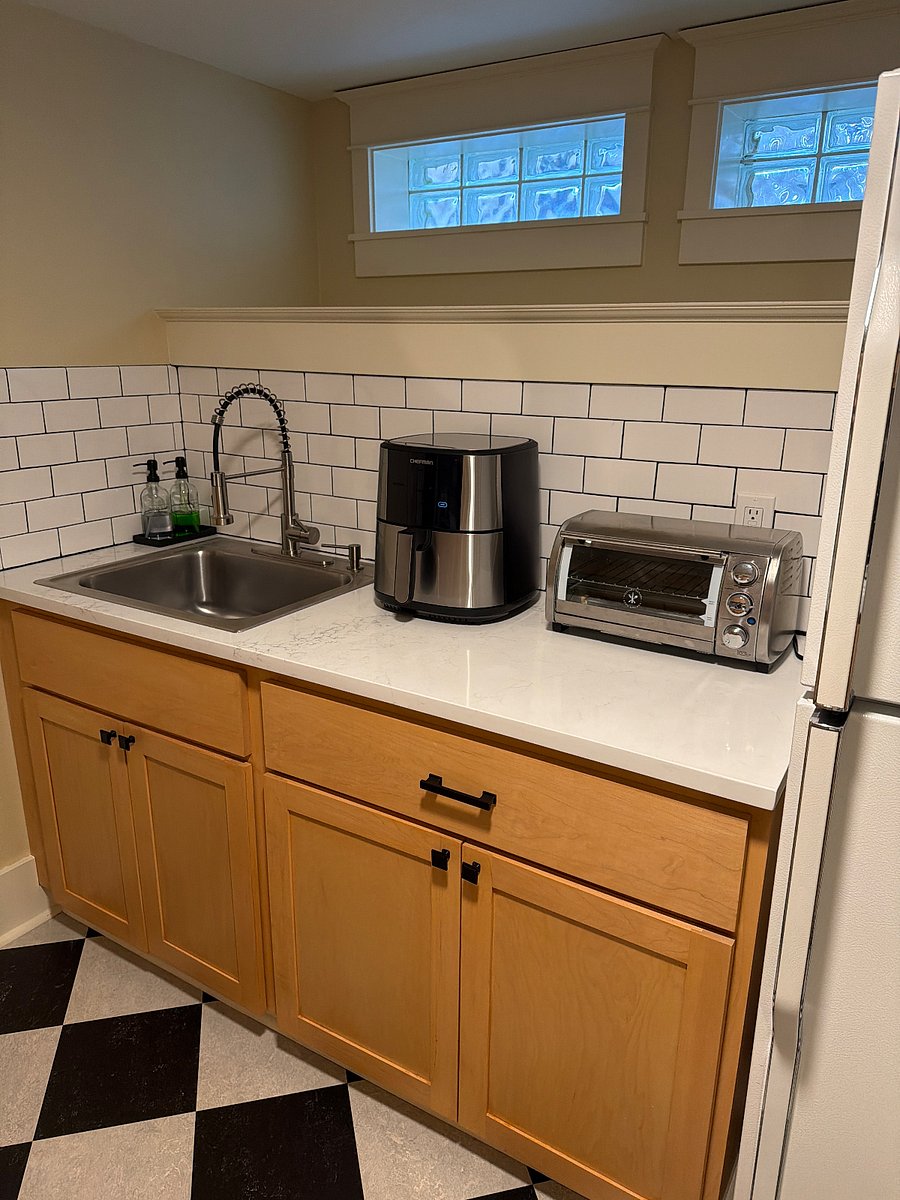Furnished Finder property 492053_1 photo 3