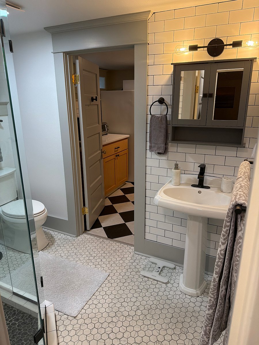 Furnished Finder property 492053_1 photo 6