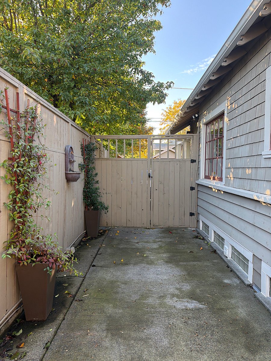 Furnished Finder property 492053_1 photo 27