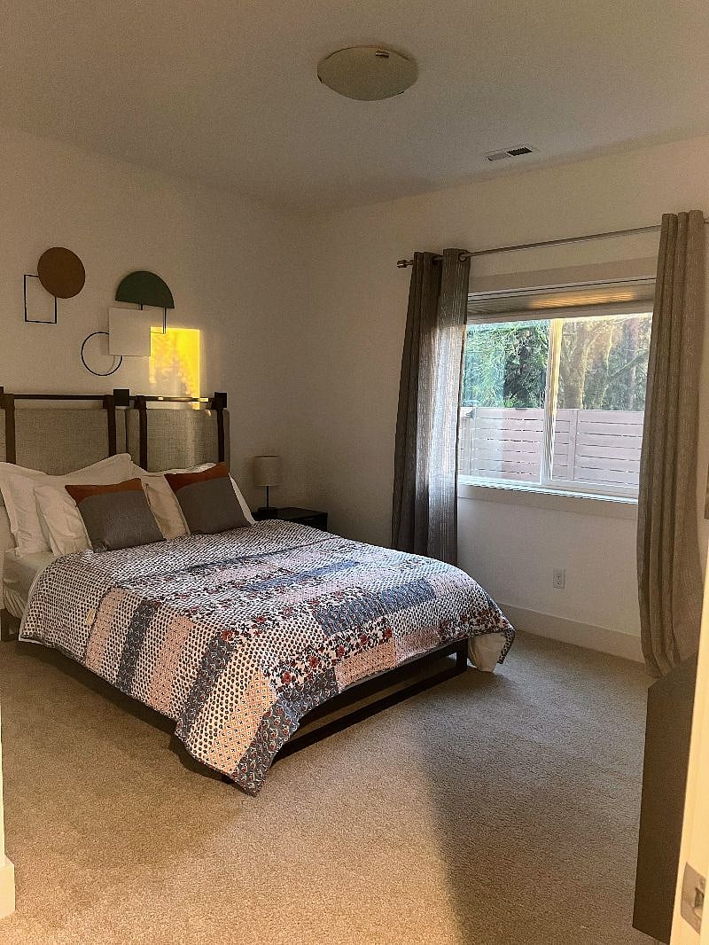 Furnished Finder property 492154_1 photo 8