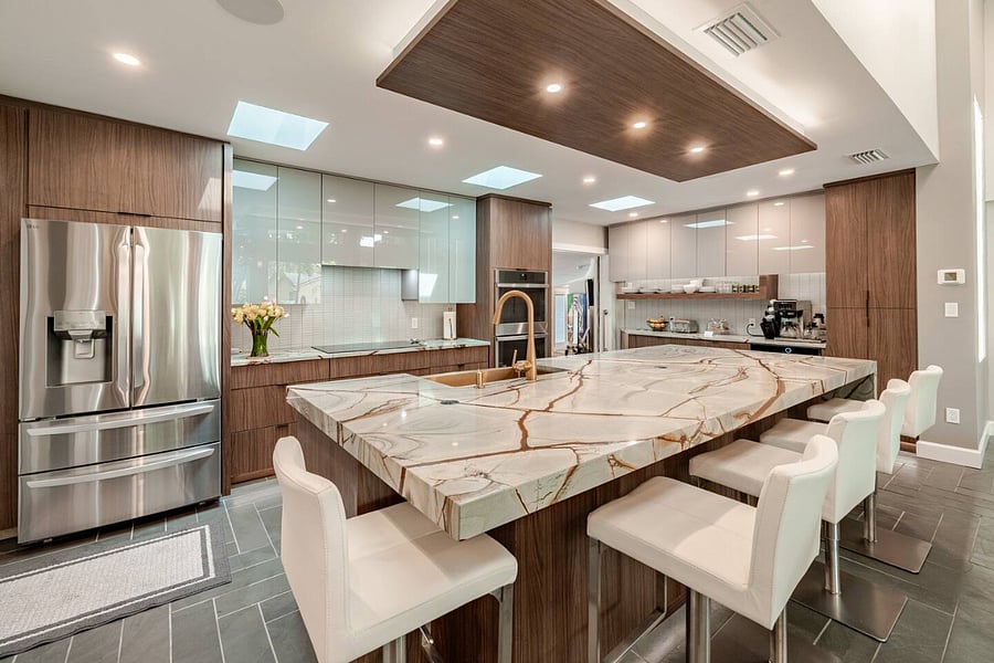 Home has two dinning areas and two living areas. Guests have use of the modern and fully equipped kitchen. Home and bedroom were recently expanded in June 2026.