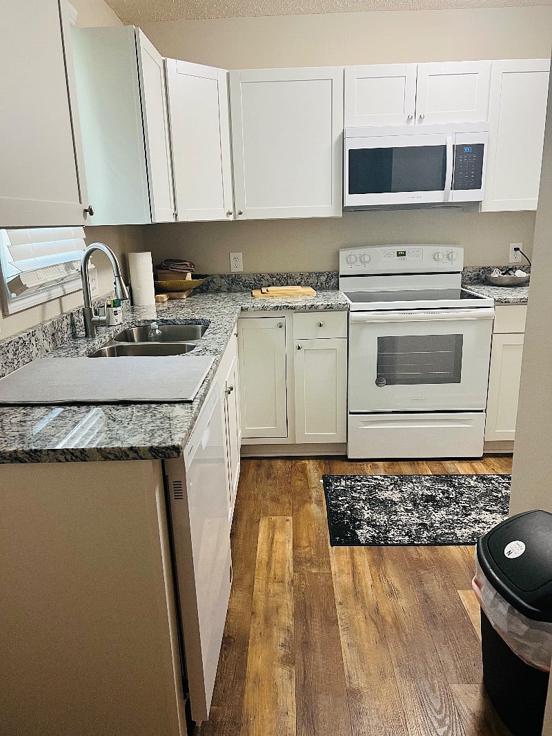 Furnished Finder property 492169_1 photo 30