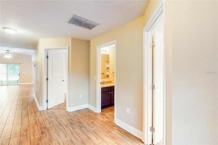 Furnished Finder property 492198_1 photo 9