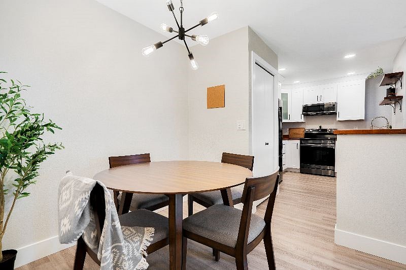 Furnished Finder property 492301_1 photo 18