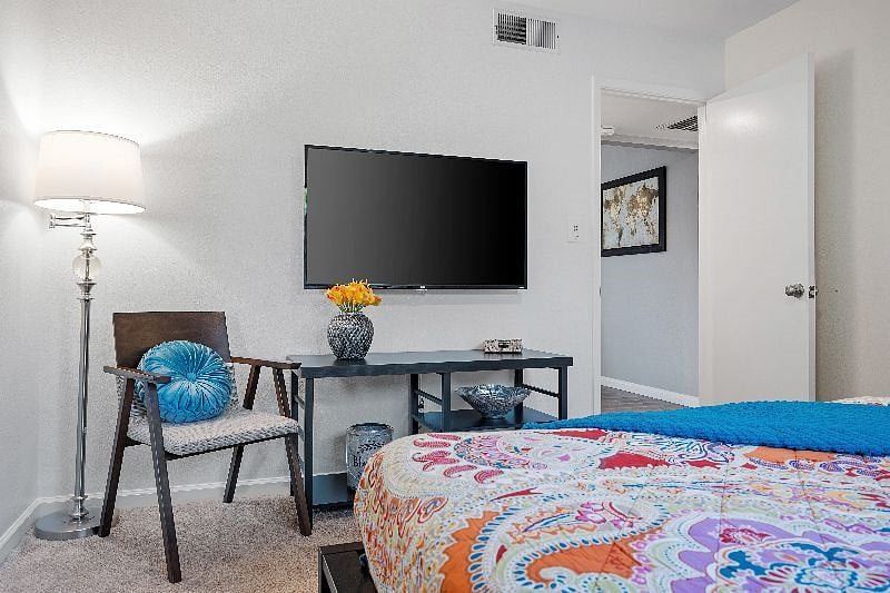Second bedroom equipped with 55" 4k Roku TV for comfort and flexibility