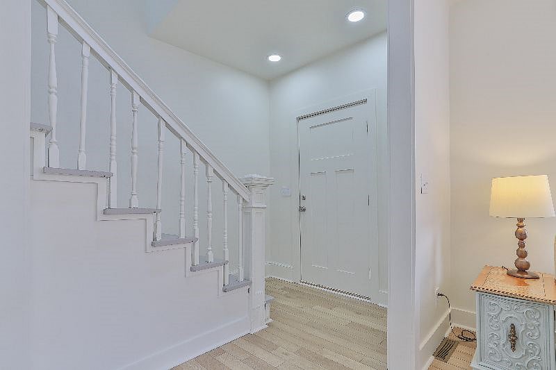 Furnished Finder property 492318_1 photo 16