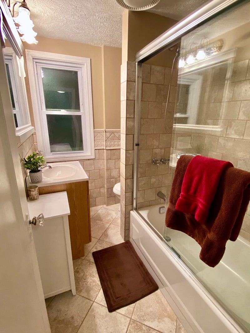 Upstairs Bathroom