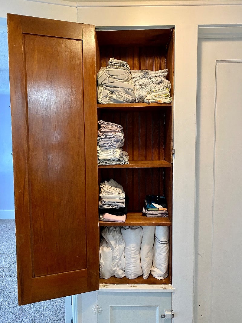 Extra linens & bedding