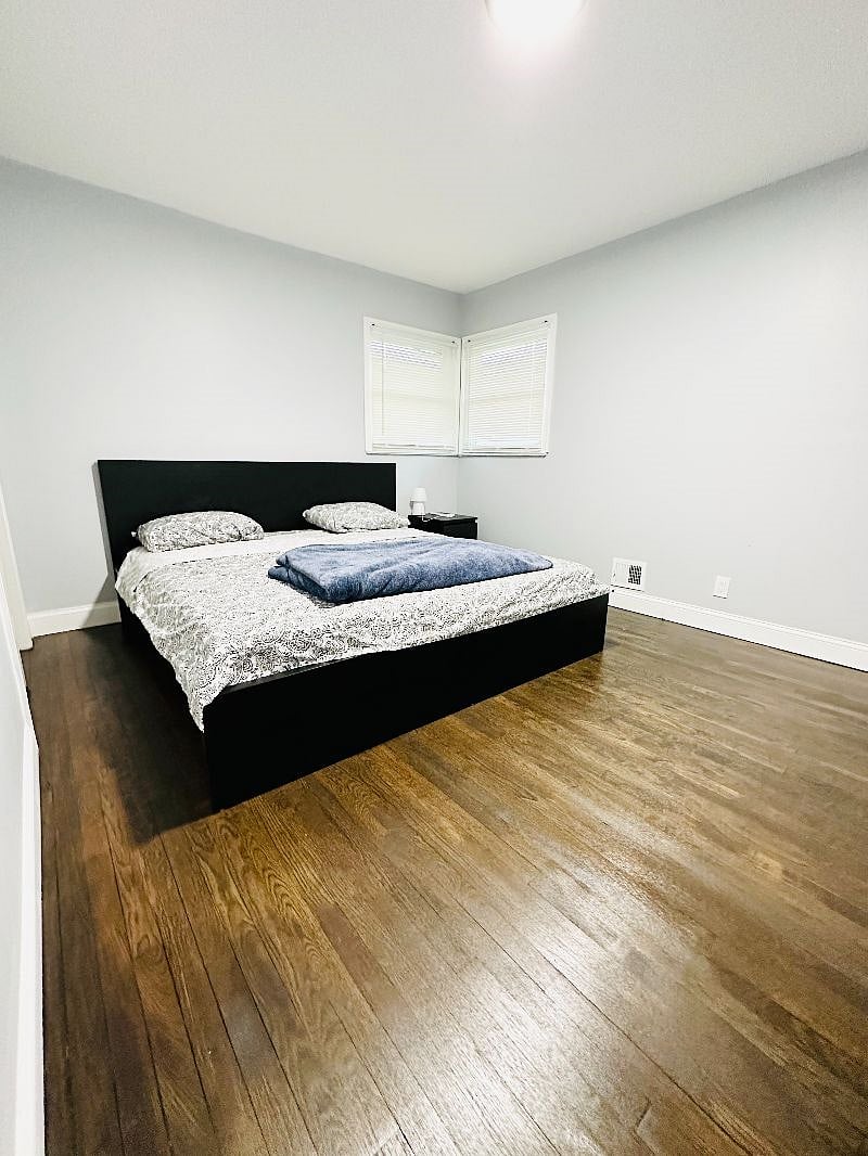 Furnished Finder property 492450_1 photo 2
