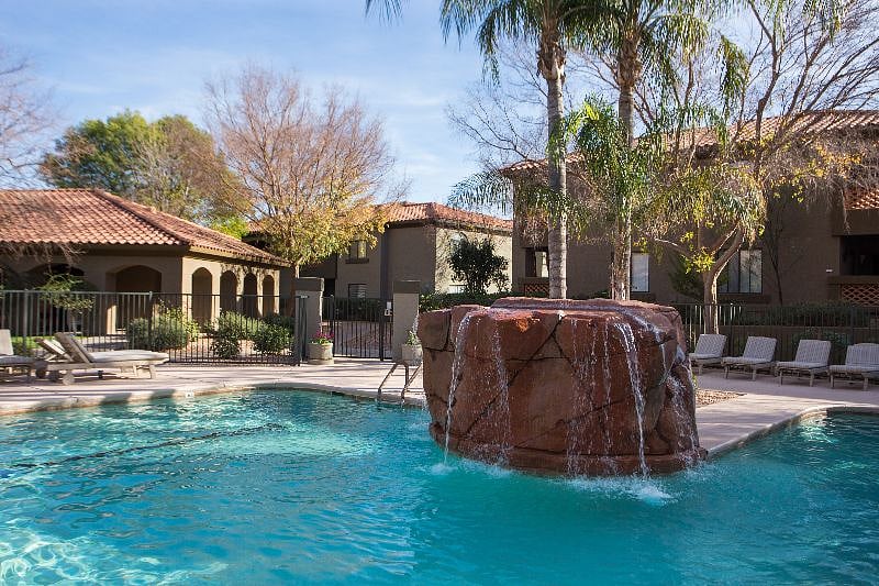 2 heated pools