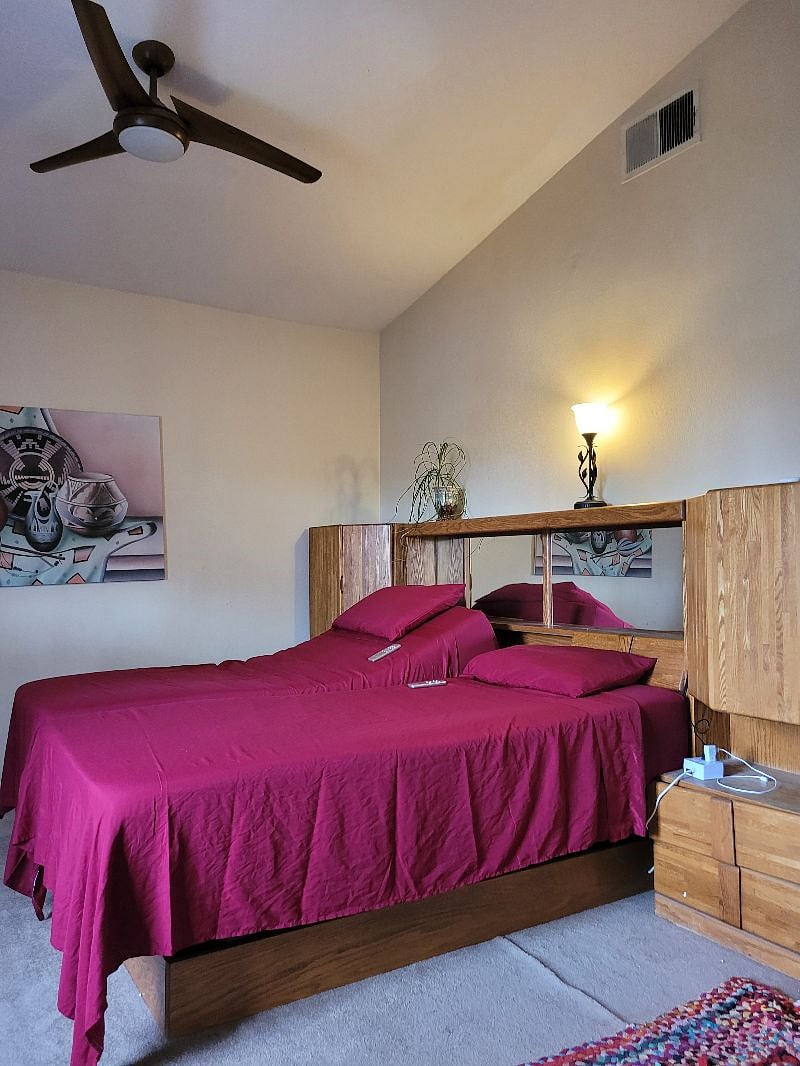 Master bedroom, adjustable king size