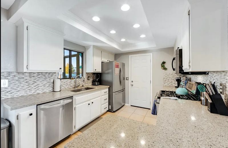 Furnished Finder property 492606_1 photo 11