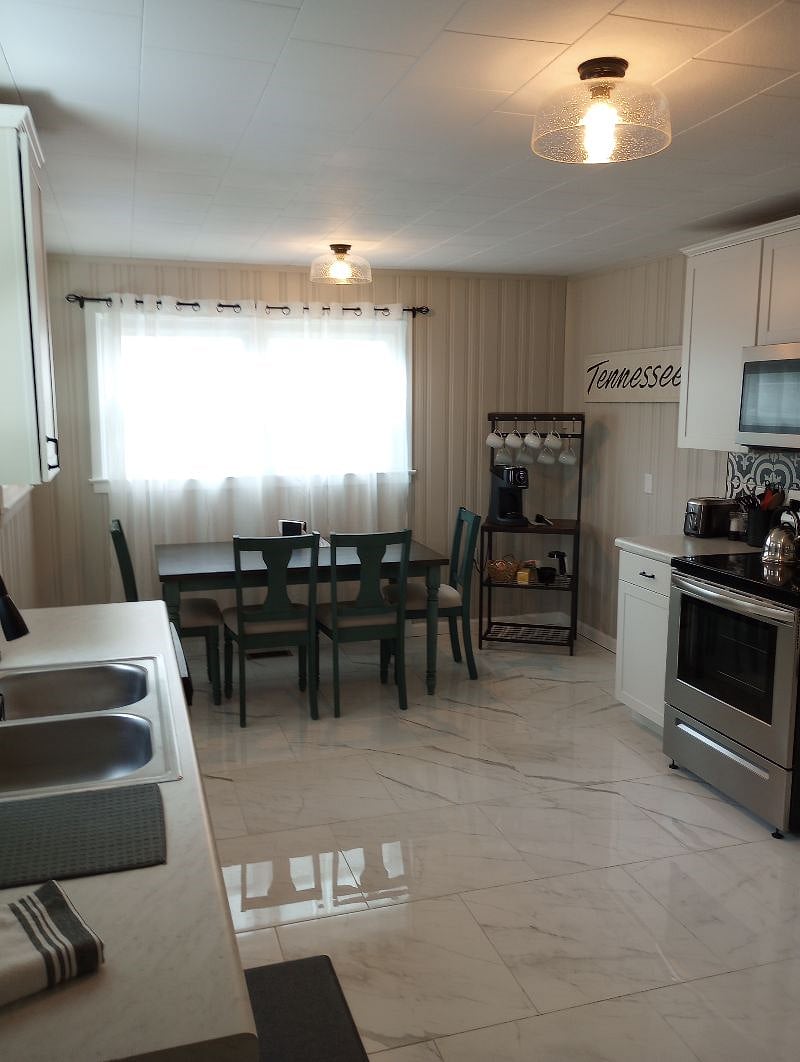 Furnished Finder property 492614_1 photo 8