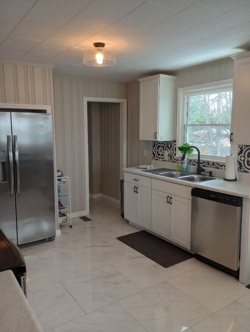 Furnished Finder property 492614_1 photo 9