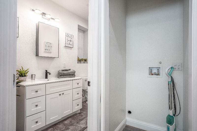 Furnished Finder property 492649_1 photo 9